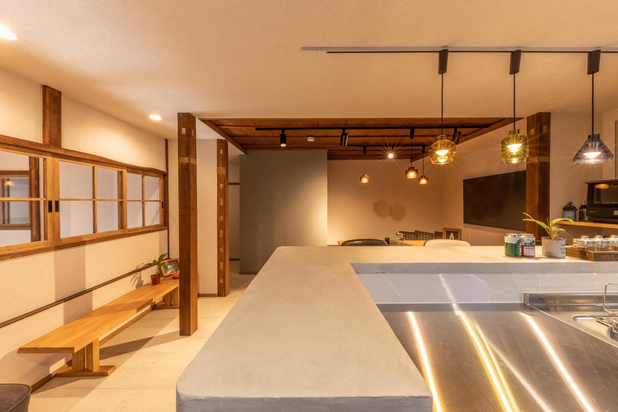 Hida Takayama Base - Traditional Japanese Garage House With Private Sauna Exteriör bild